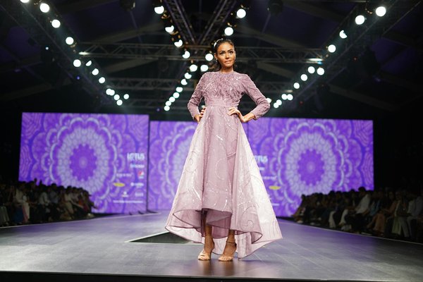 Les meilleures astuces pour dénicher des chaussures tendance sans se ruiner