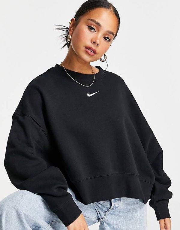 Découvrez les sweats femme nike : style et confort au choix